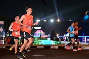 BIB: 213, 20930
                            <button type="button" onclick="openModal(15089154)" class="btn btn-primary btn-sm float-right btn-popup" data-toggle="modal" data-target=".modal-high-quality">
                        <i class="fas fa-shopping-cart"></i> Add to Cart
                    </button>
                                            <button type="button" onclick="isThisMe(15089154, true)" class="btn btn-success btn-sm float-right btn-popup btn-isme hidden" data-toggle="tooltip" data-placement="bottom" title="นี่คือรูปของคุณใช่ไหม คลิกที่นี่เพื่อเอาเข้าอัลบั้ม">
                        <i class="fas fa-plus"></i> Add to album
                    </button>
                    <button type="button" onclick="isThisMe(15089154, false)" class="btn btn-warning btn-sm float-right btn-popup btn-isnotme hidden">
                        <i class="fas fa-ban"></i> Remove from album
                    </button>